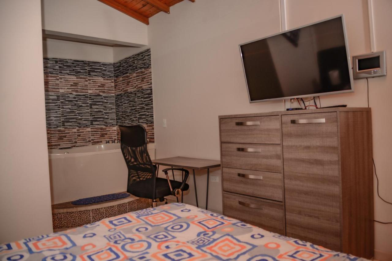 Apartamento Poblado Brownstone Medellín Exterior foto
