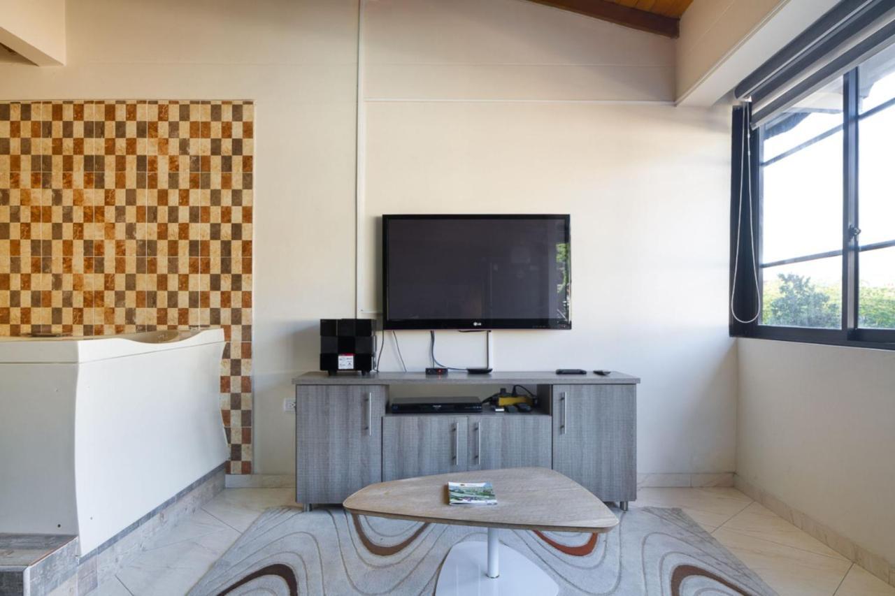 Apartamento Poblado Brownstone Medellín Exterior foto